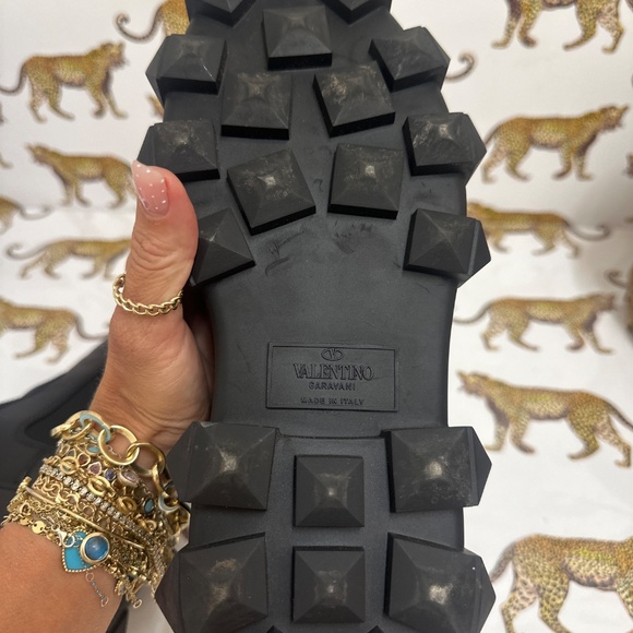 Valentino stud leather boots - size 38 1/2 - Picture 5 of 8